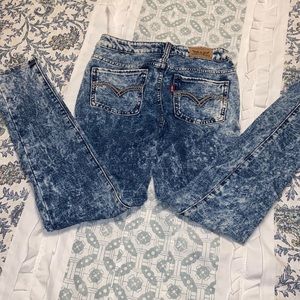 Girls Levi jeans
